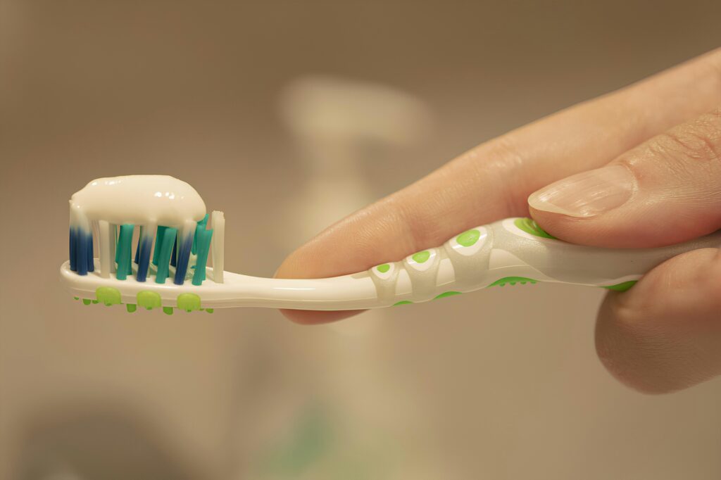 Top Tips for Preparing for Braces: What to Expect and How to Make it Easy - roman marchenko Tin0iDzvfDE unsplash Top Tips for Preparing for Braces: What to Expect and How to Make it Easy - roman marchenko Tin0iDzvfDE unsplash